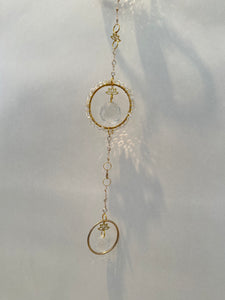 Lotus Serie - Der Dreifache in Goldfarben